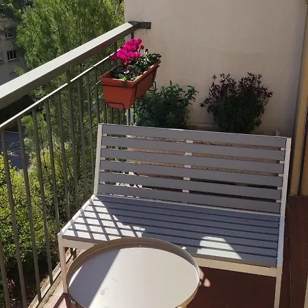 Apartament Joli F2 45m2 Parking Prive Proche Tram Ligne 1 Et 2 *