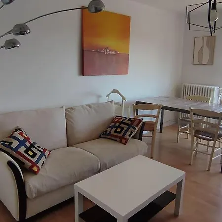 Apartment Joli F2 45m2 Parking Prive Proche Tram Ligne 1 Et 2 Montpellier